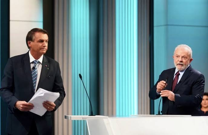 Bolsonaro lidera nova Pesquisa Veritá com 51,4% e Lula tem 48,6%