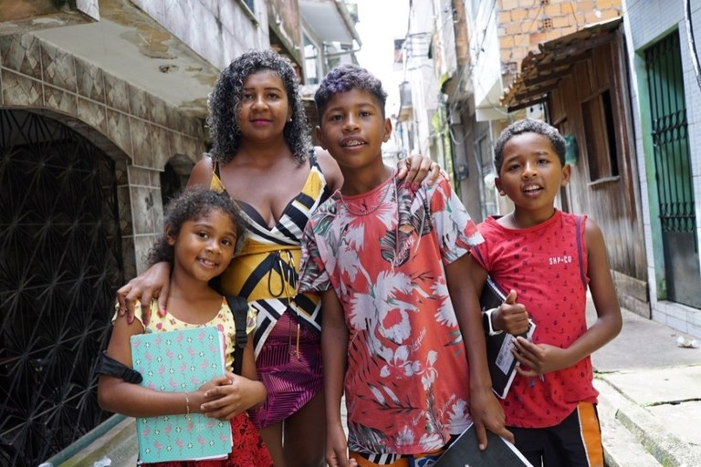 Mulheres são responsáveis familiares em 81% das concessões do Bolsa Família