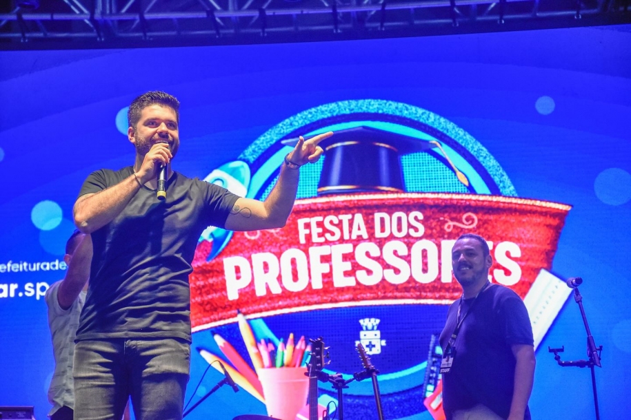 Danilo Joan promove festa em homenagem aos professores da Rede Municipal de Cajamar